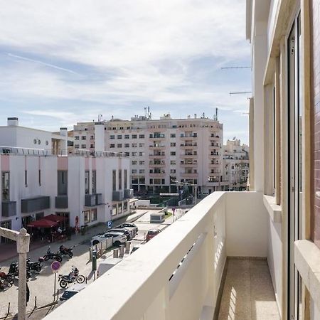 Modern & Bright - Faro Mercado Apt 22 المظهر الخارجي الصورة